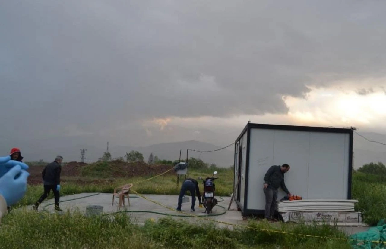 Manisa'da bekçi cinayeti: Konteynerde kanlar içinde bulundu