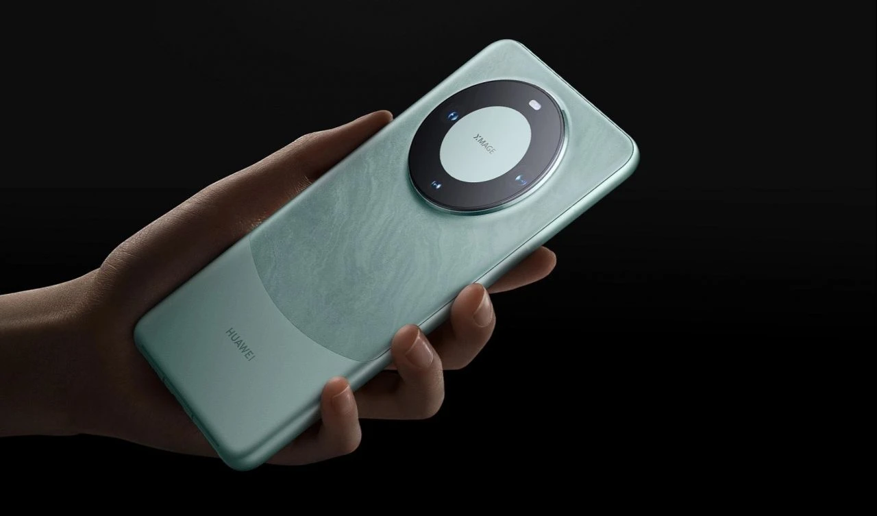 ABD Ticaret Bakanı, Huawei'yi eleştirdi: 'Bizim kadar gelişmiş değil'