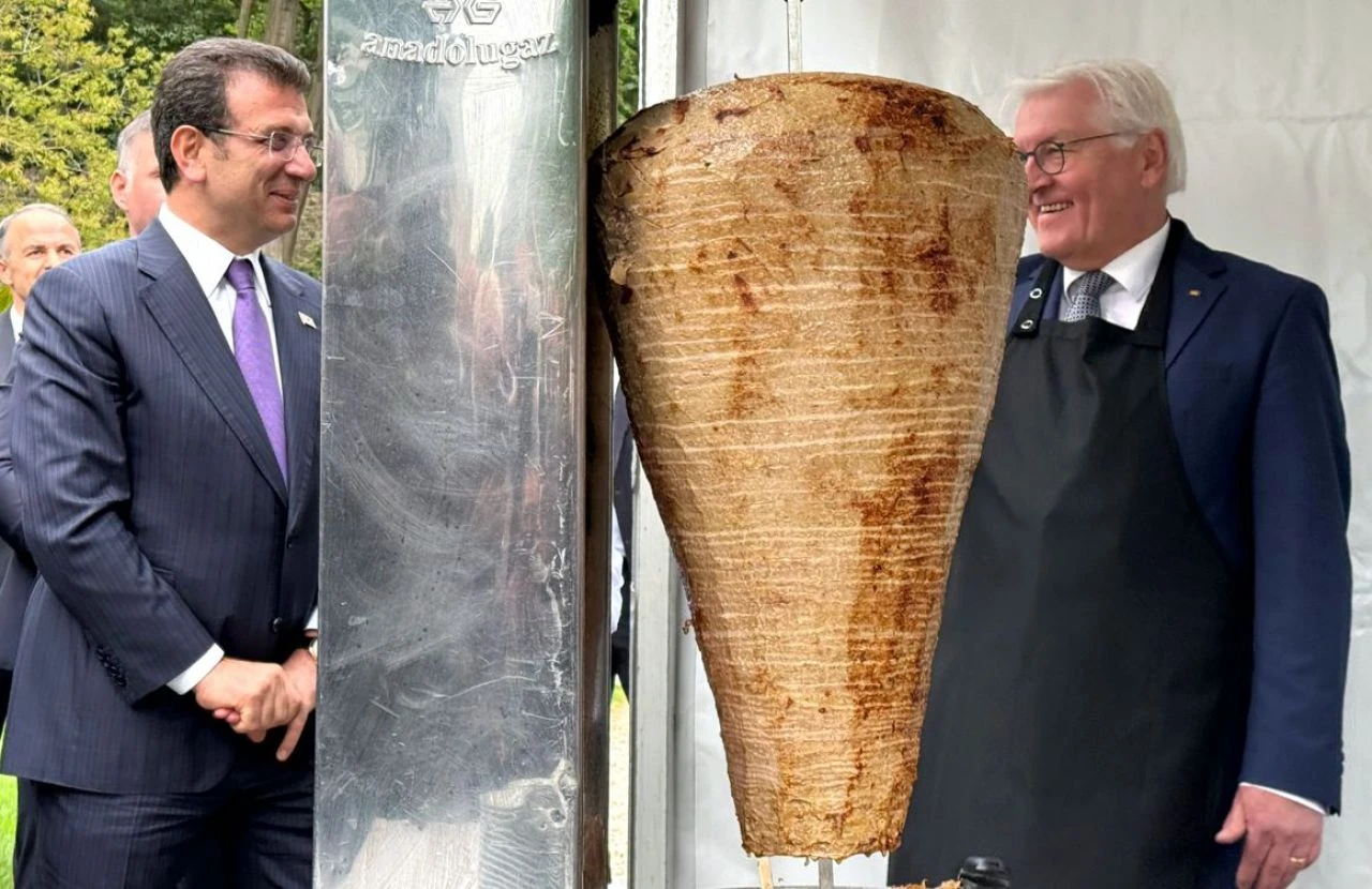 Almanya Cumhurbaşkanı, İstanbul ziyaretinde döner kesti