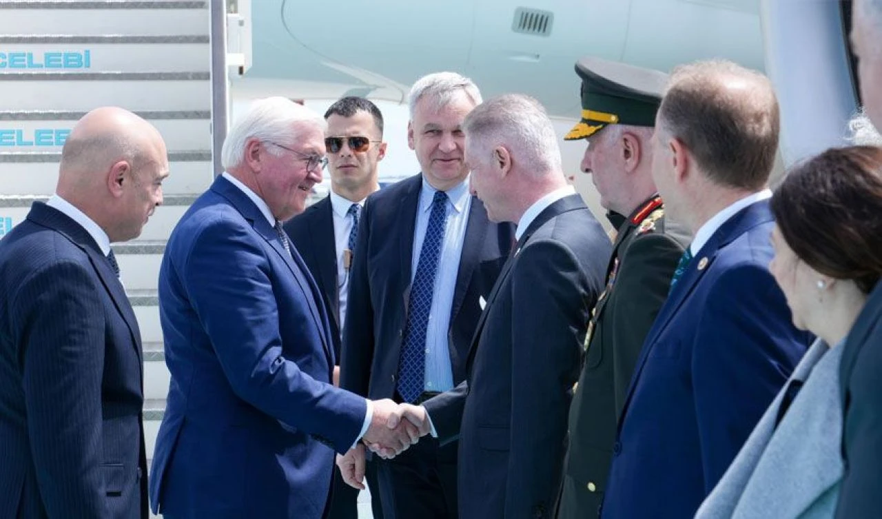 Almanya Cumhurbaşkanı Steinmeier İstanbul'da - 1. Resim