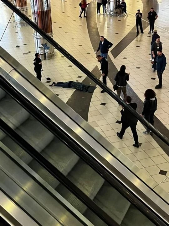 Cevahir AVM'de korkunç olay: 5 kattan atlayan kadın hayatını kaybetti