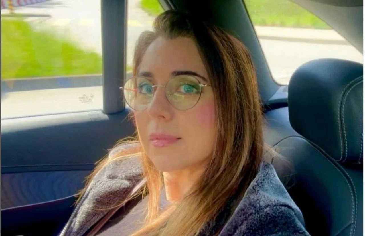 İsviçre'ye yerleşmişti! Şarkıcı Seher Dilovan fenomen oldu - 1. Resim