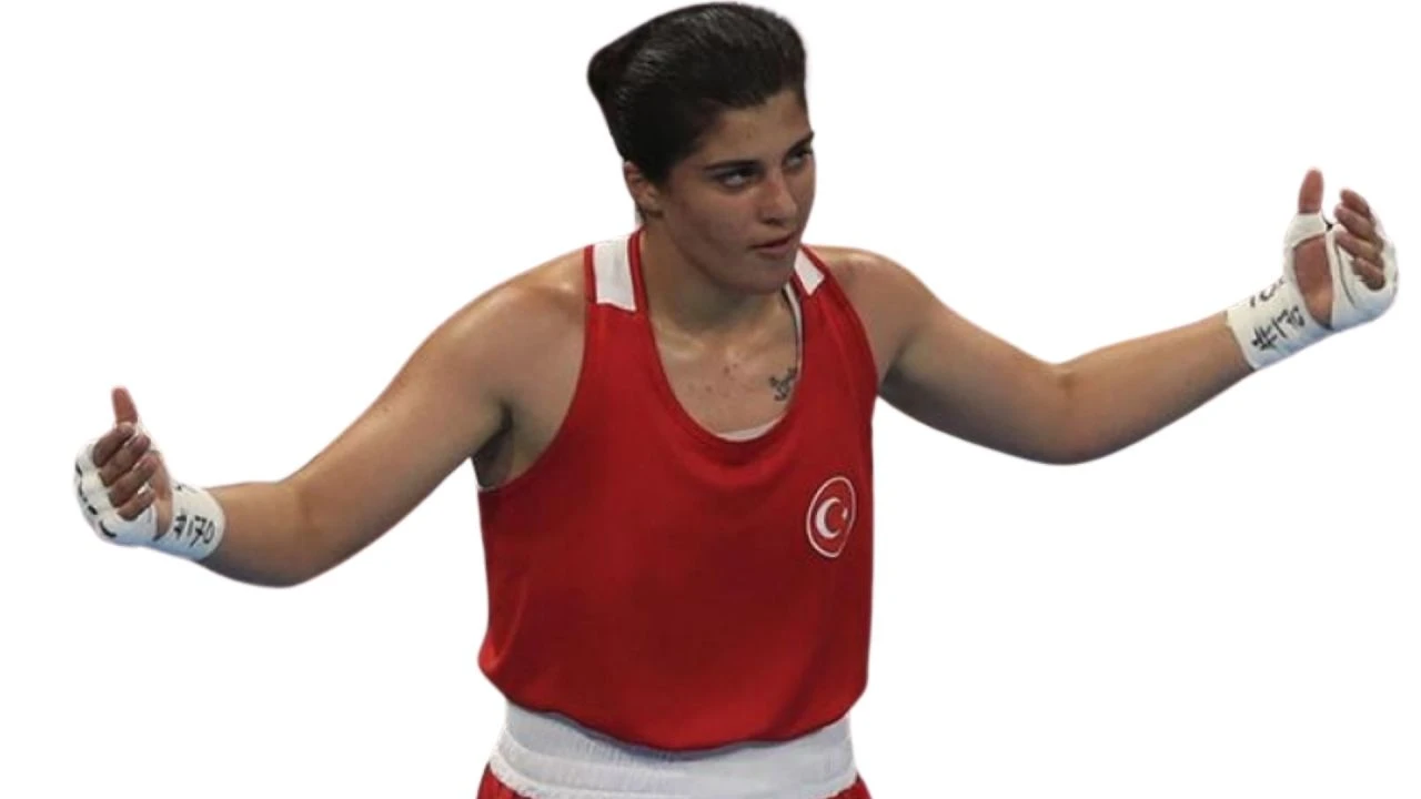 Paris 2024 Olimpiyat Oyunları boks dalından 23 yaşındaki Busenaz Sürmeneli’nin hayatı ve biyografisi