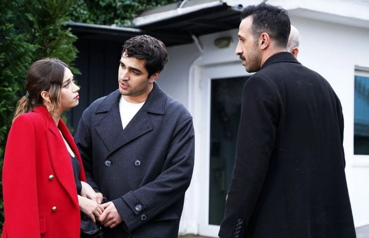 Yabancı turistlerden Yalı Çapkını setine yoğun ilgi! - 2. Resim