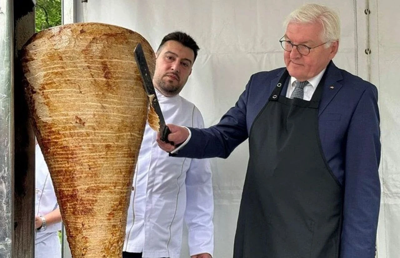 Bakan Güler'den Almanya Cumhurbaşkanına Eurofighter göndermesi: Döner işi bitsin! - 1. Resim