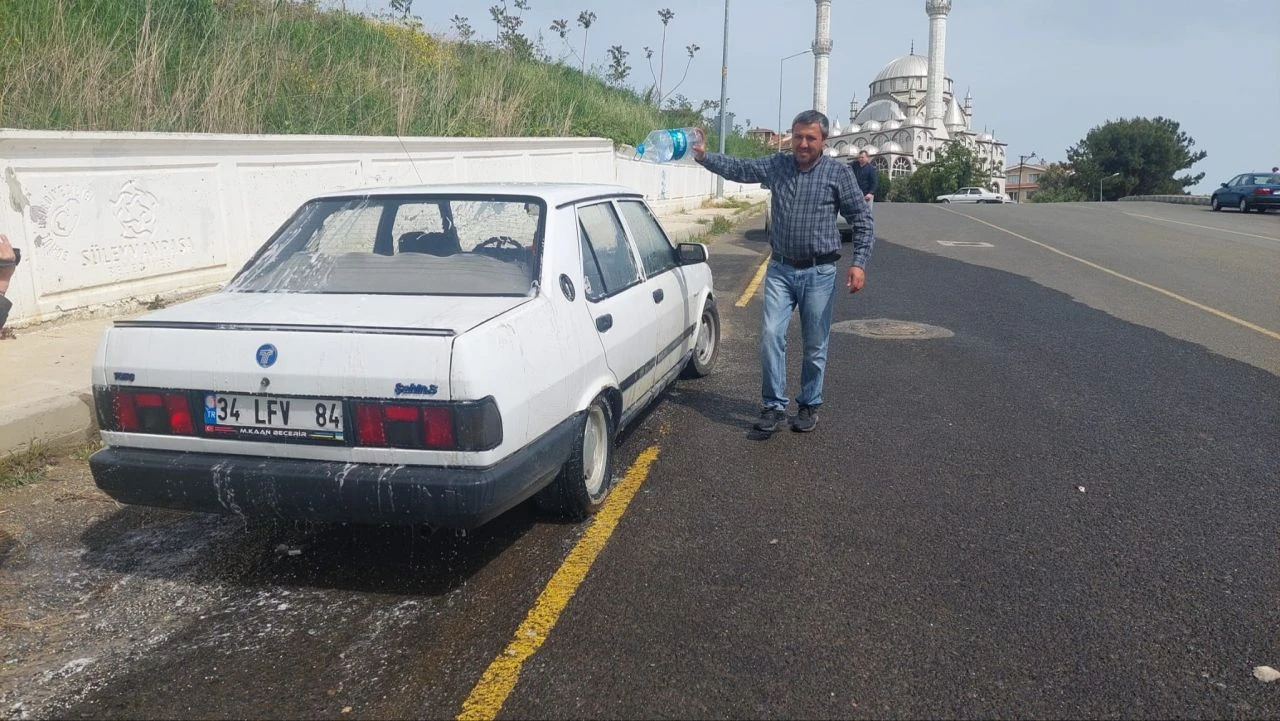 Gökten adeta çamur yağdı, vatandaşlar çeşmelere akın etti - 2. Resim