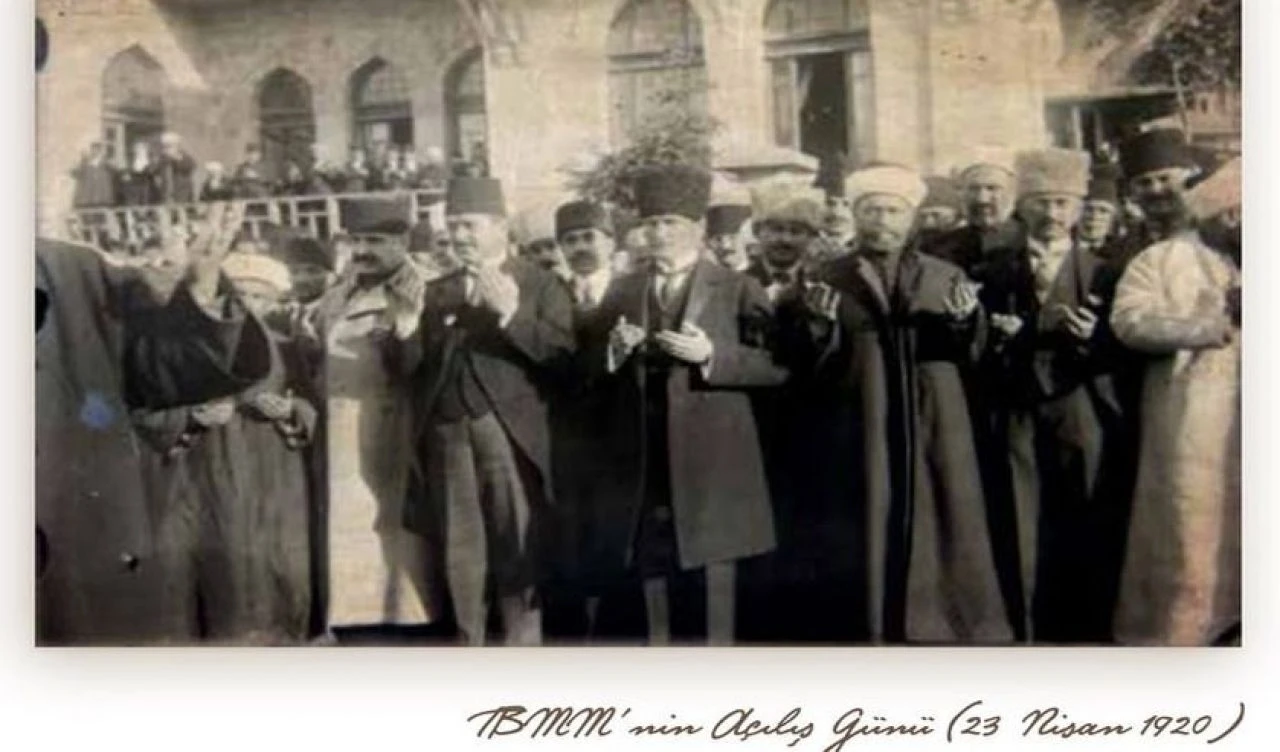 Milli iradenin simgesi TBMM 104 yaşında