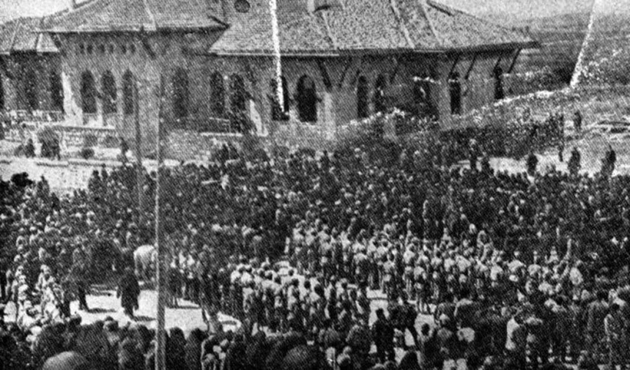 Milli iradenin simgesi TBMM 104 yaşında