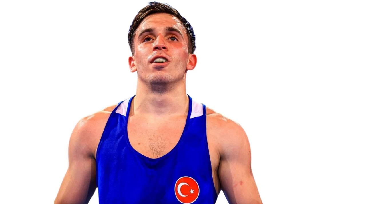 13 yaşında başlayan boks kariyerinden 2024 Paris Olimpiyat kotasına! Samet Gümüş’ün hayatı ve kariyeri