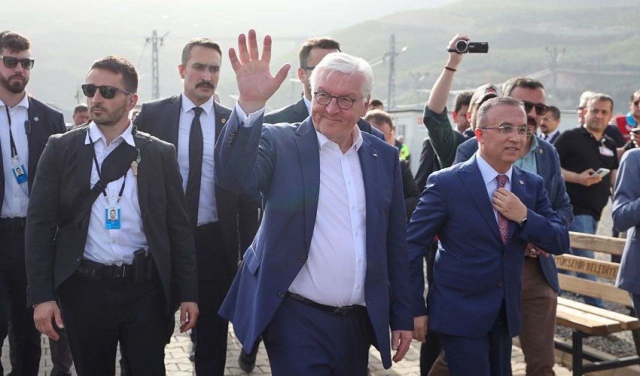 Alman lider Steinmeier 'döner şovu' yüzünden ülkesinde topa tutuldu: Erdoğan'ın bizi ciddiye almamasına şaşmamalı - 6. Resim