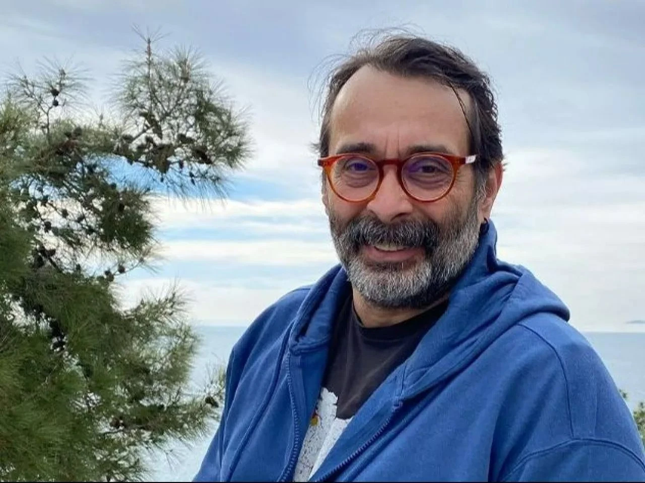 Gaddar dizisinde Arif Mübarek karakterini Arif Pişkin canlandırıyor