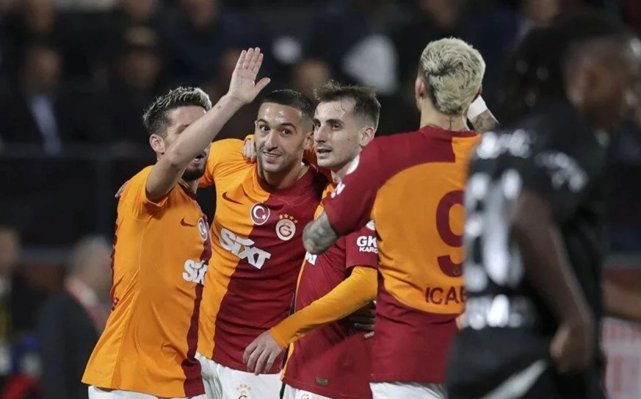 Galatasaray - Adana Demirspor maçı 26 Nisan Cuma 20:00'da oynanacak