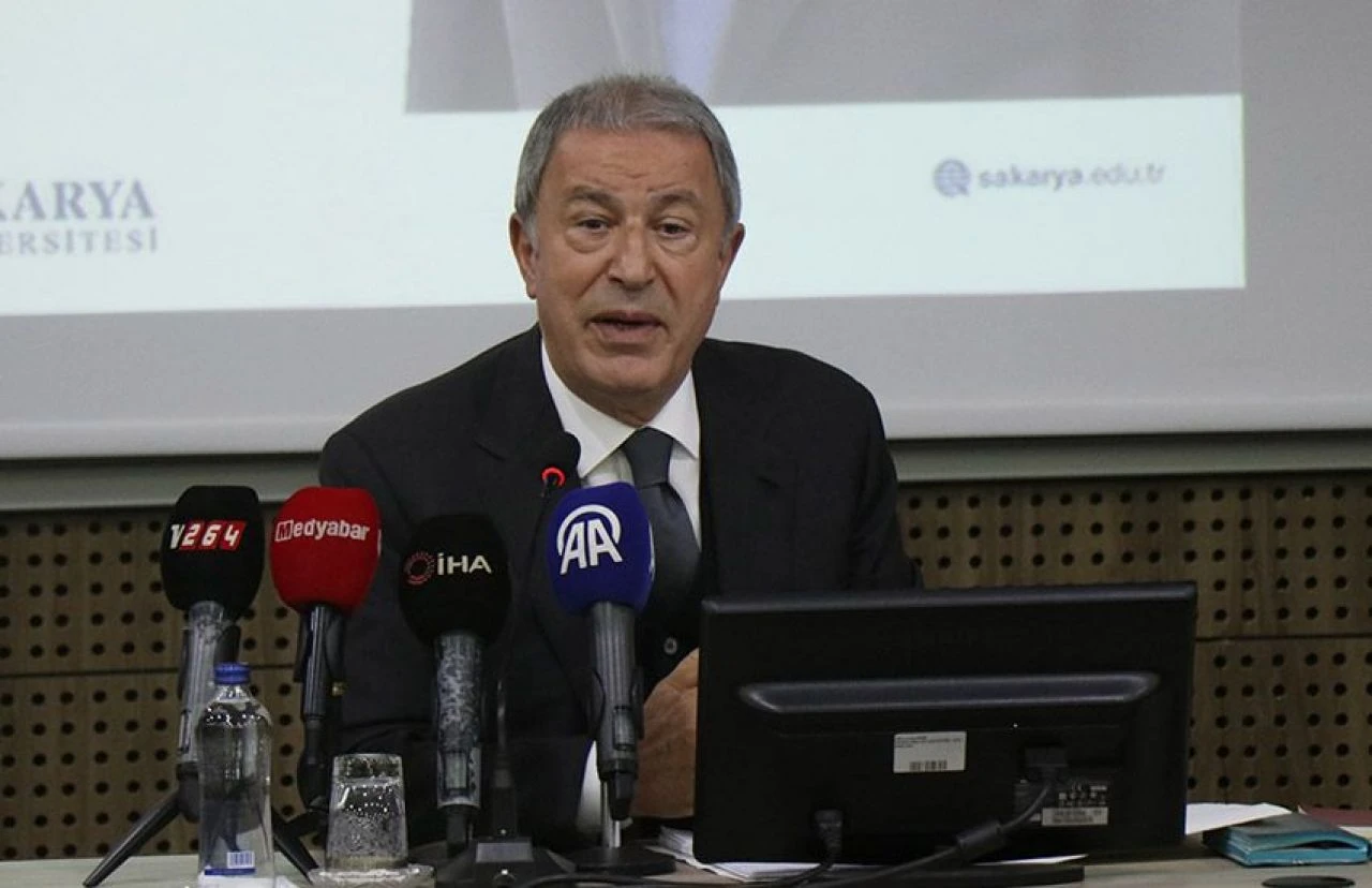 Hulusi Akar'dan 'savaş' sözleri: Bir tarafta nükleer silah diğer tarafta sapan var