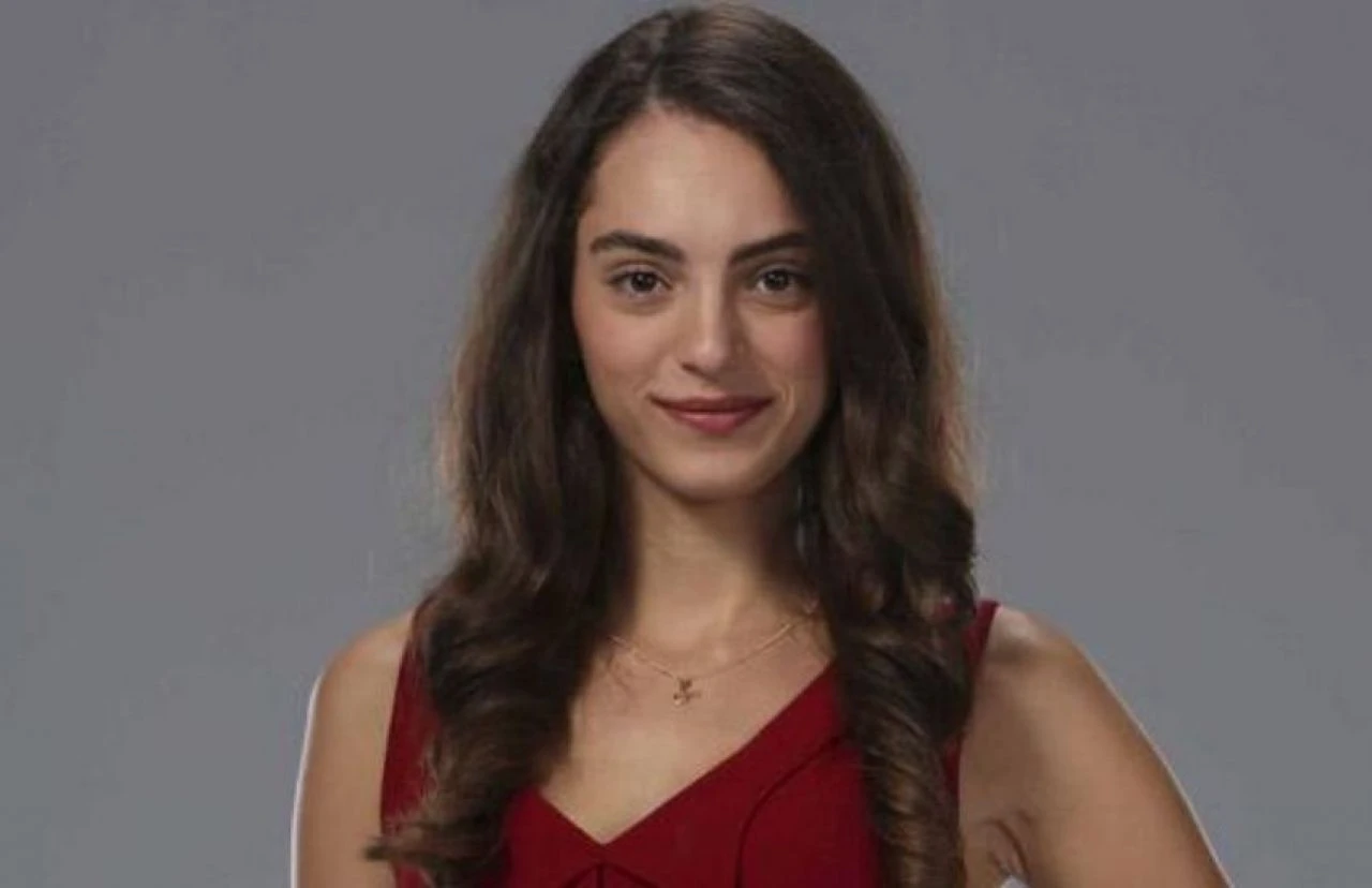 İnci Taneleri dizisine Nehir rolüyle Sera Kutlubey geliyor