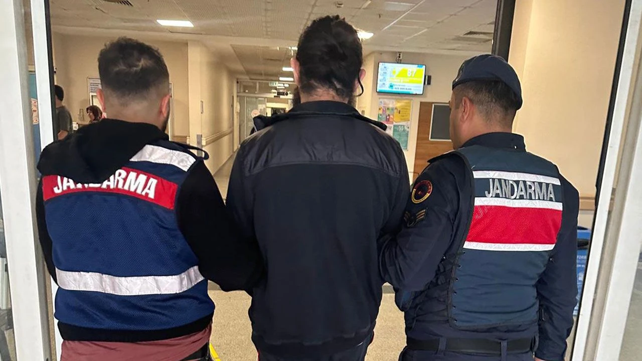 İzmir'de DEAŞ'a eş zamanlı operasyon: 11 gözaltı - 2. Resim