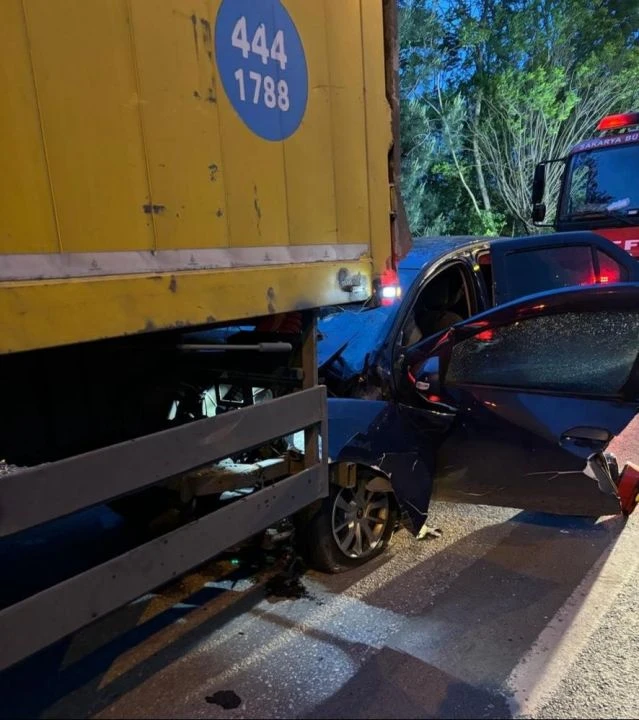 Sakarya'daki feci kazada ölen genç son yolculuğuna uğurlandı