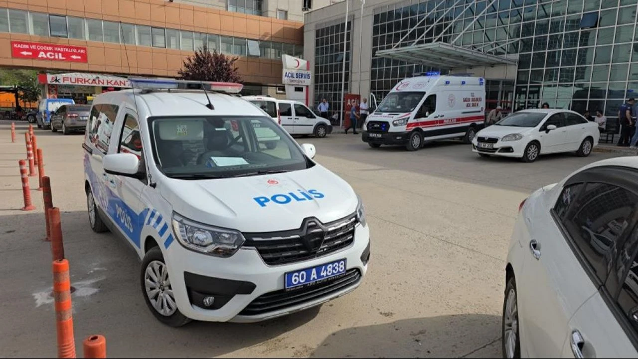 Tokat'ta acı olay! Servis minibüsünün çarptığı 3 yaşındaki çocuk kurtarılamadı - 1. Resim