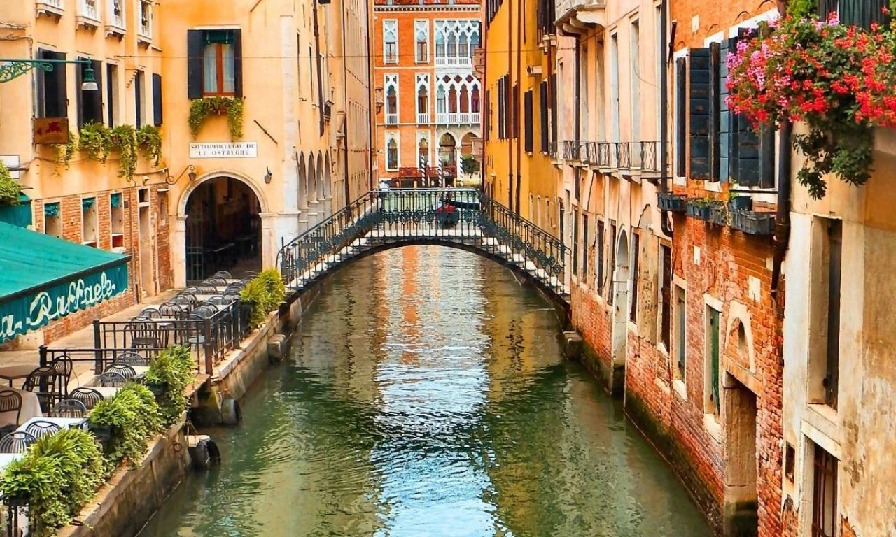 Turistlerden ‘ayakbastı’ parası alınacak! Venedik’e giriş artık ücretli - 1. Resim