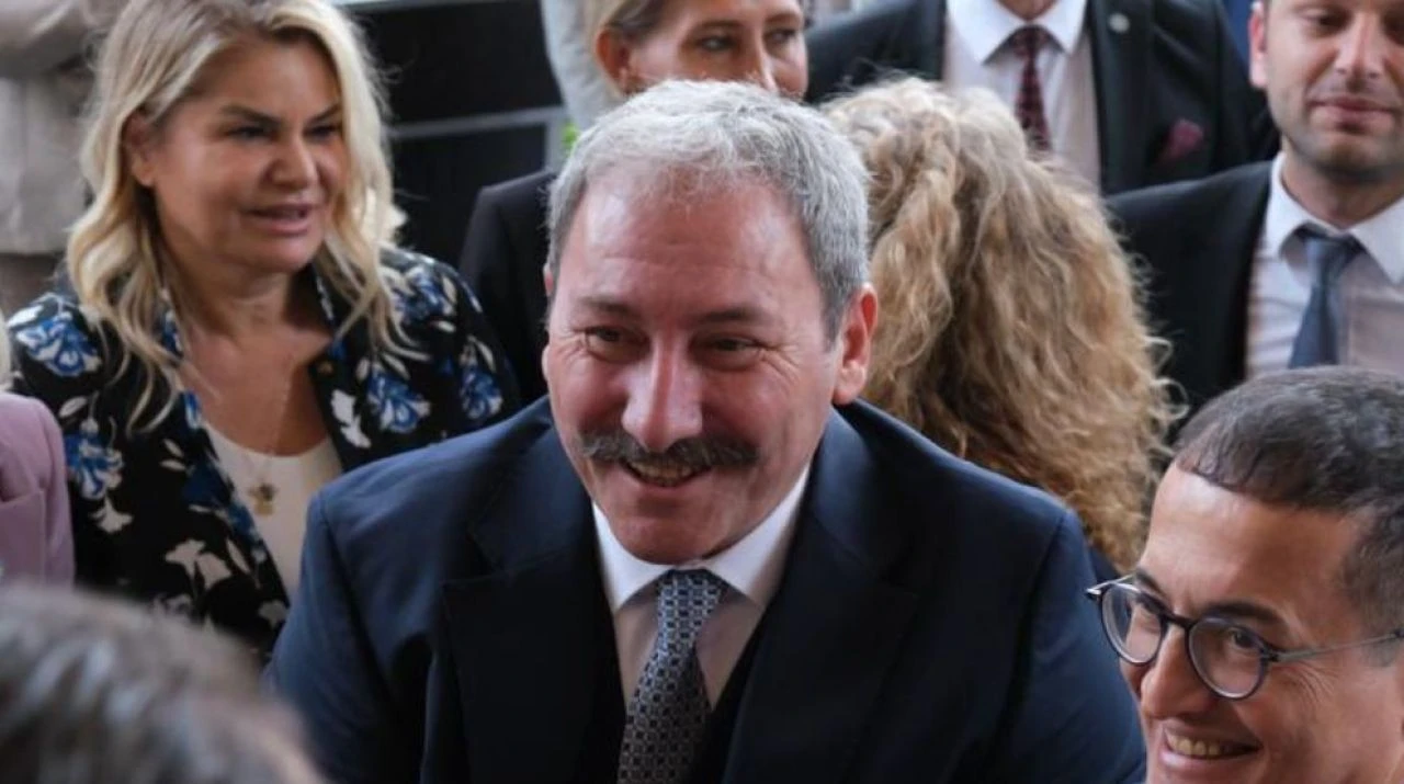 Canlı yayın konuğu Mehmet Tolga Akalın’ın hayatı - 1. Resim