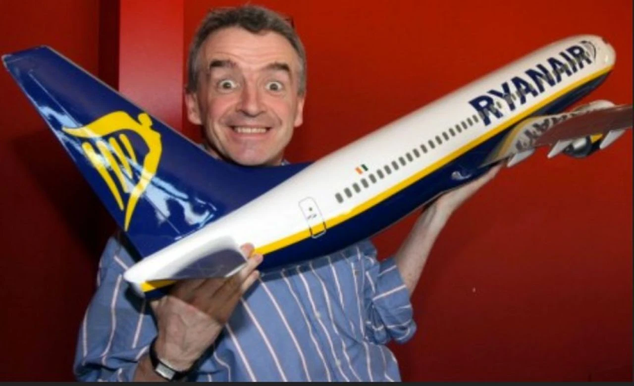 İngiltere sığınmacılardan kurtulmak istiyor Ryanair 'mutlulukla' destek veriyor - 1. Resim