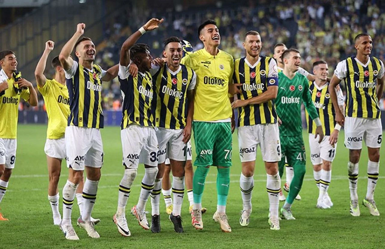 Ünlü siteden Süper Lig için dikkat çeken oran! İşte bu sezonun ilk 5 takımı - 2. Resim