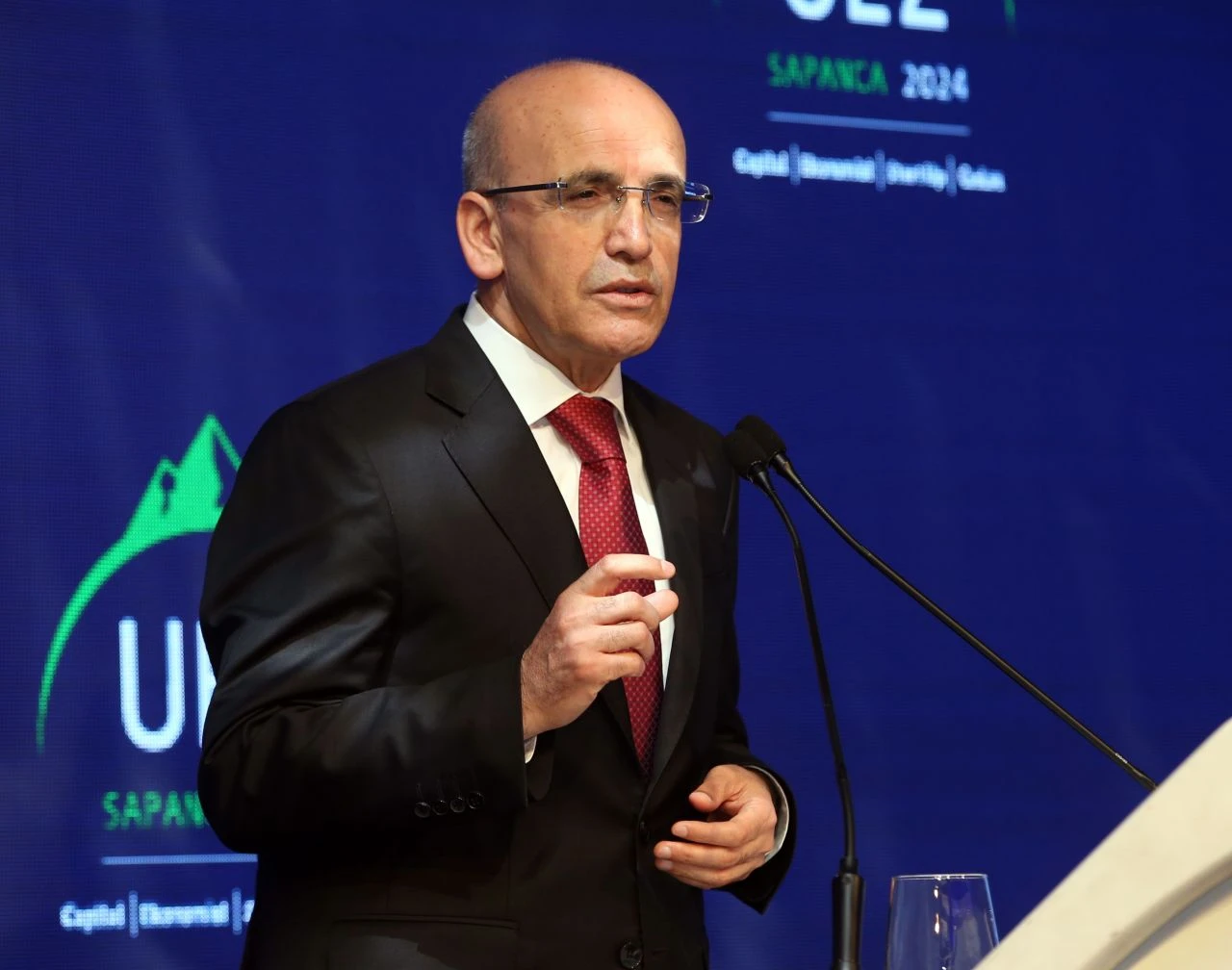 Bakan Şimşek'ten ekonomiye ilişkin önemli açıklamalar - 1. Resim