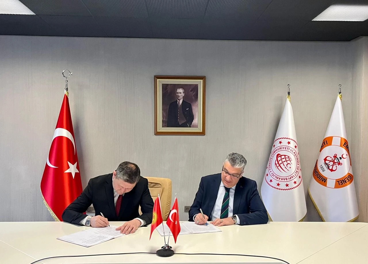 Bakan Uraloğlu duyurdu! İki ülke arasında taşımacılık sınırları kalktı: Geçiş ücreti alınmayacak - 1. Resim