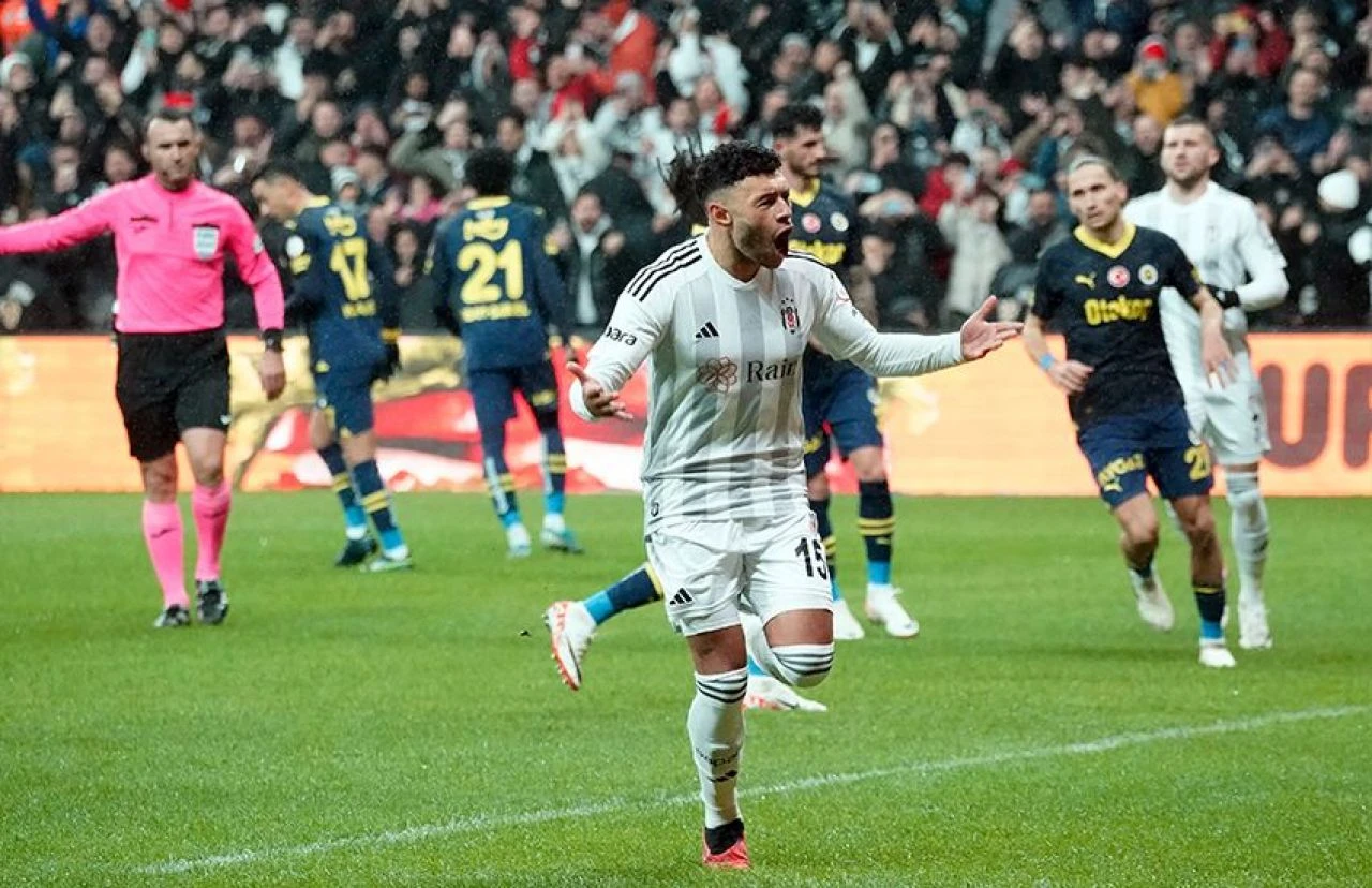 Dev derbiden ilginç notlar: Bilica kazdı, Pancu kaleye geçti!