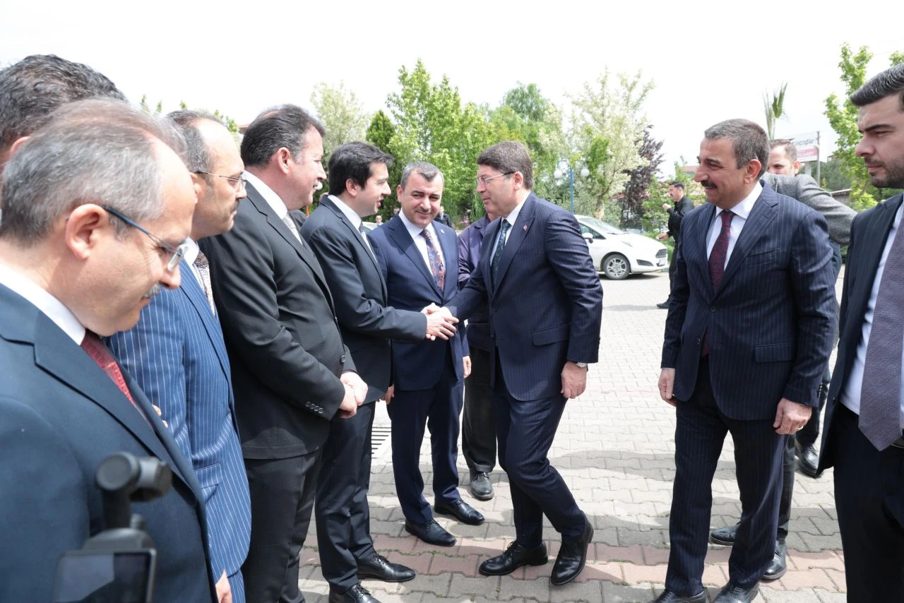 Devrek'te CHP 250 milyon liralık borç bıraktı - 1. Resim