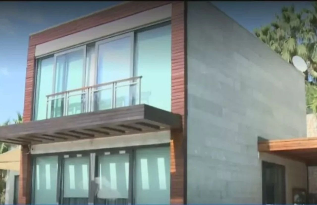 Fatih Ürek, 100 milyon TL'ye satışa çıkardığı evini ilk kez paylaştı