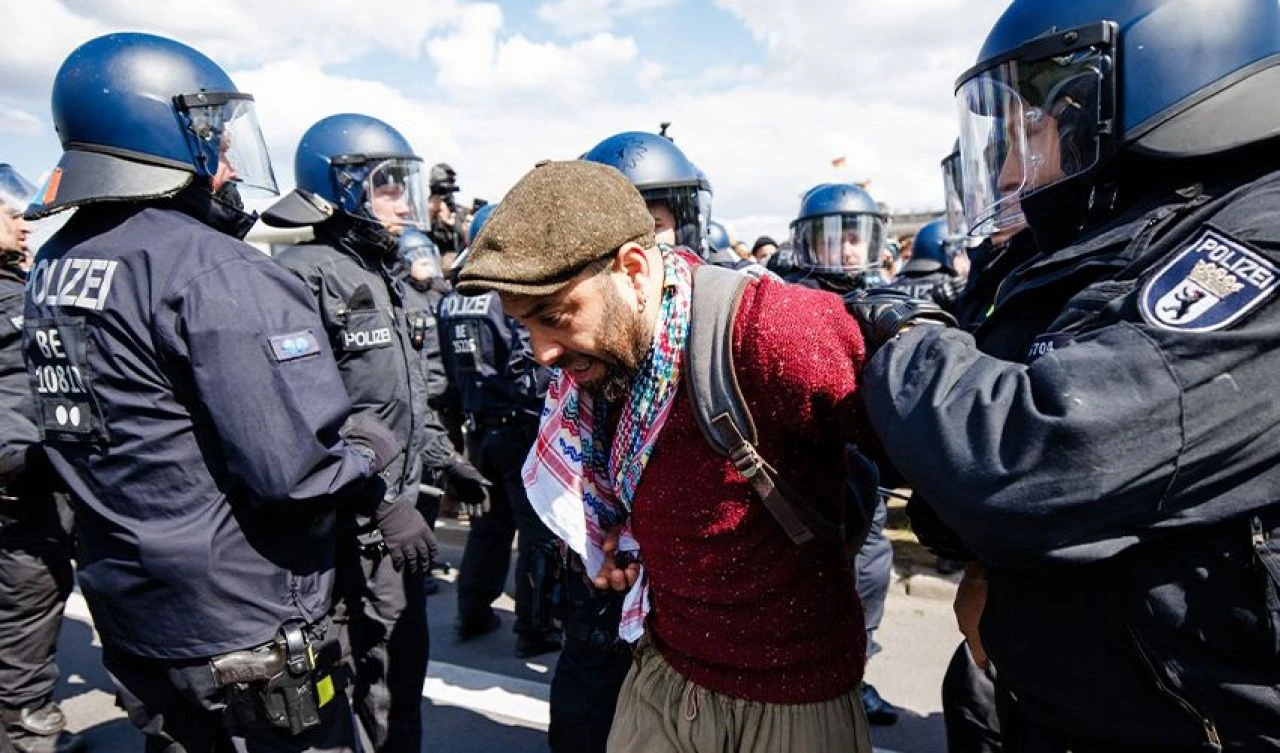 Filistin destekçilerinin kampını dağıttılar! Bahaneleri ise duyanları şaşırttı - 2. Resim