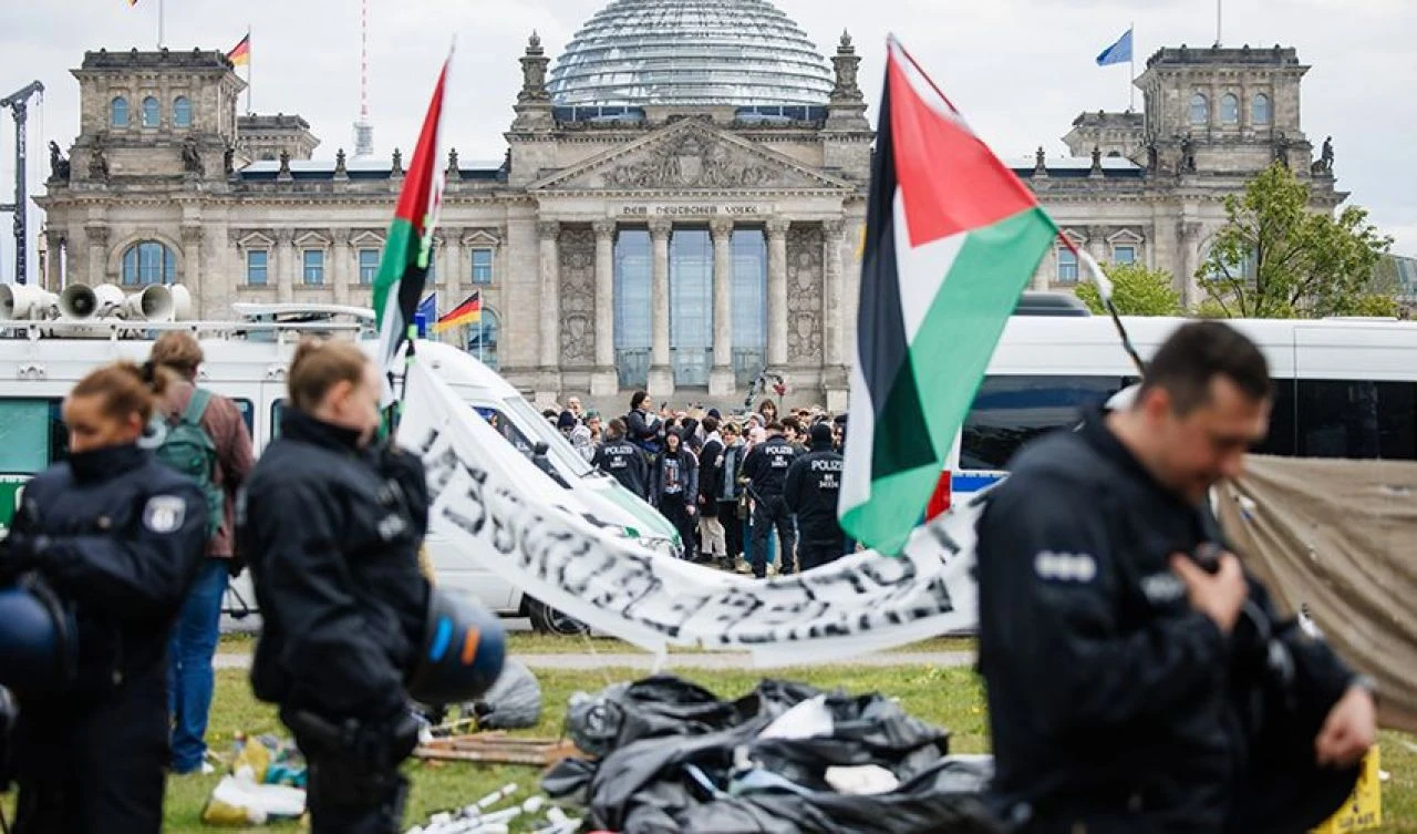 Filistin destekçilerinin kampını dağıttılar! Bahaneleri ise duyanları şaşırttı - 1. Resim