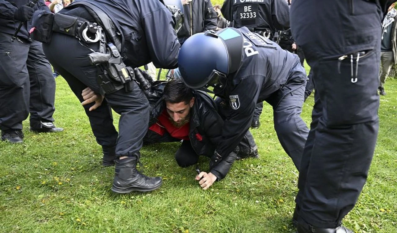 Filistin destekçilerinin kampını dağıttılar! Bahaneleri ise duyanları şaşırttı - 7. Resim