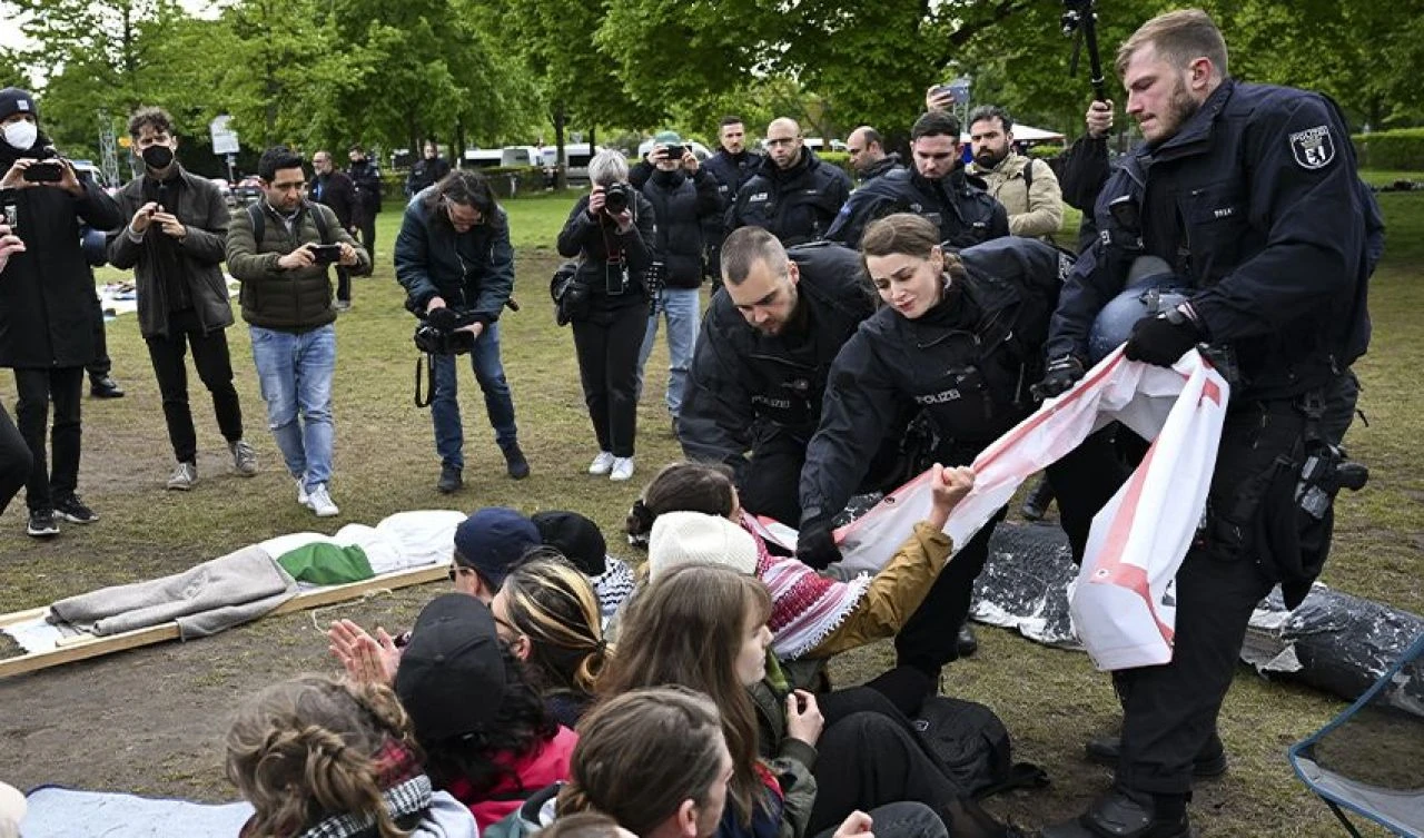 Filistin destekçilerinin kampını dağıttılar! Bahaneleri ise duyanları şaşırttı - 5. Resim