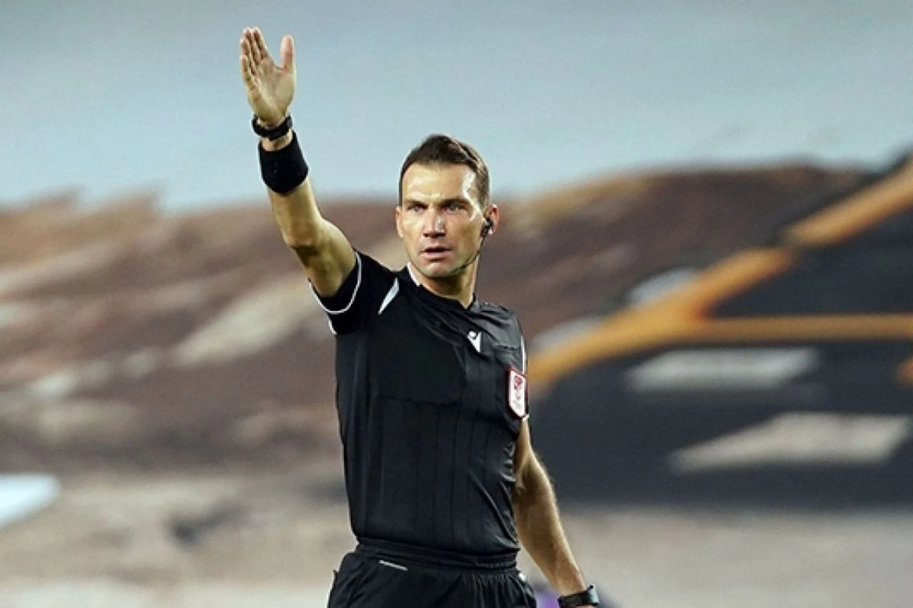 Galatasaray - Adana Demirspor maçının hakemi Bahattin Şimşek karnesi - 1. Resim