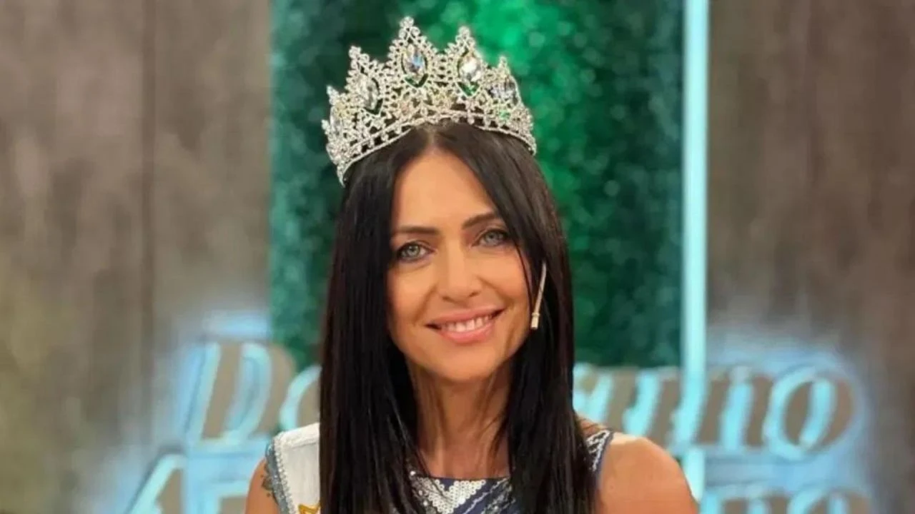 60 yaşındaki Alejandra Marisa Rodriguez bir ilke imza attı! Güzellik yarışmasında rakiplerini solladı - 1. Resim
