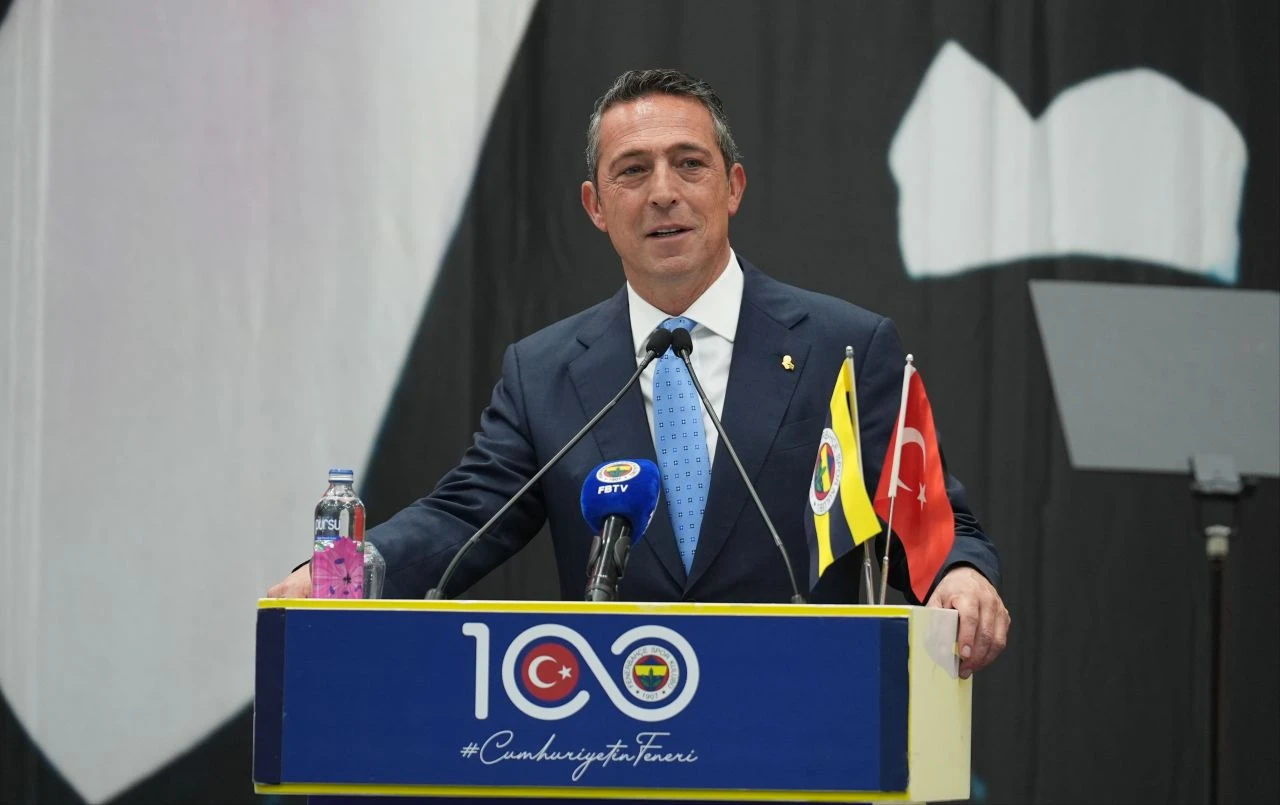 Aziz Yıldırım 6 yıl sonra ilk kez katıldı! Ali Koç Yüksek Divan Kurulu'nda oyunu kullandı