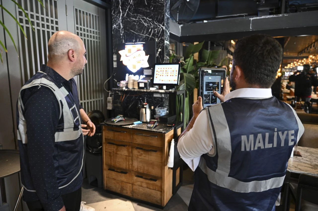 Bakan Şimşek’ten KDV denetimi ile ilgili paylaşım: Vergi kaçırana taviz yok! - 1. Resim