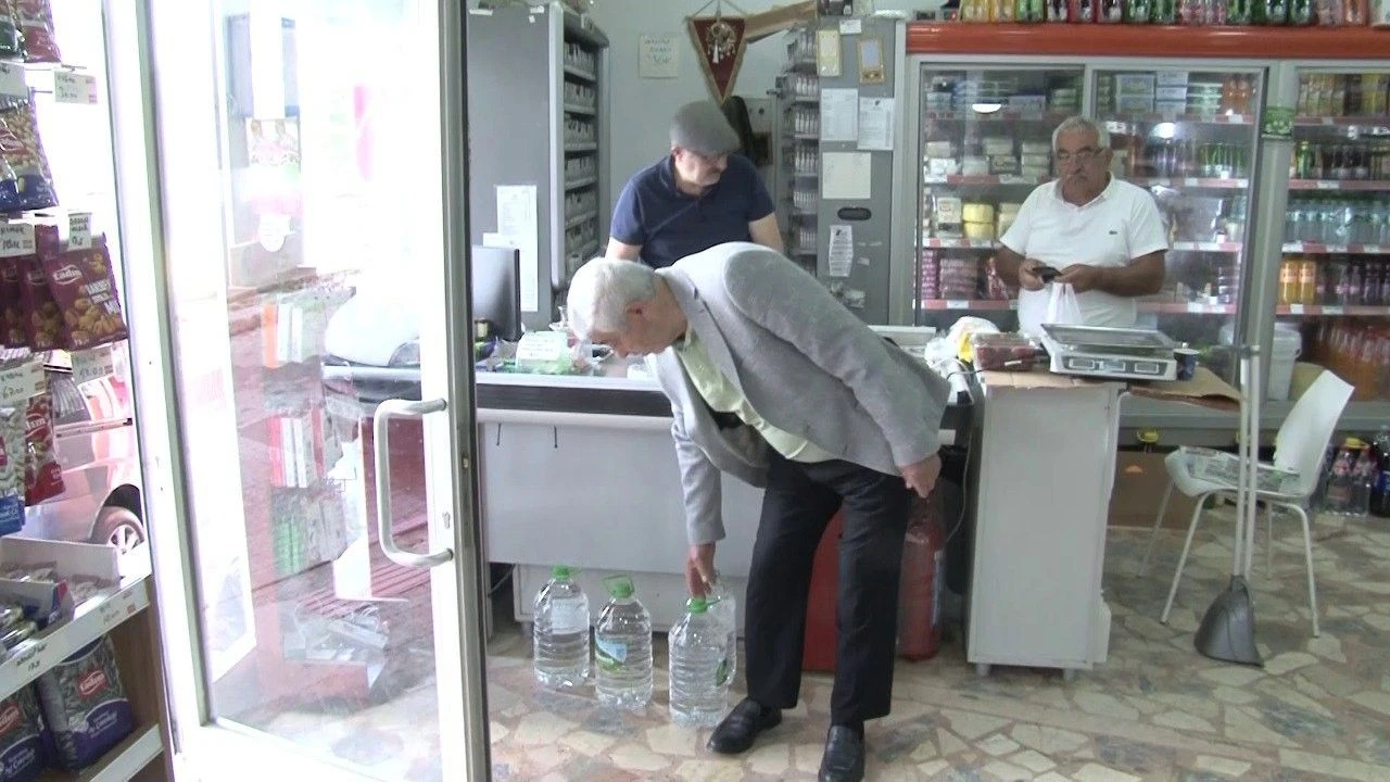 Beykoz'da musluk suyunda ağır koku tedirginliği! - 1. Resim