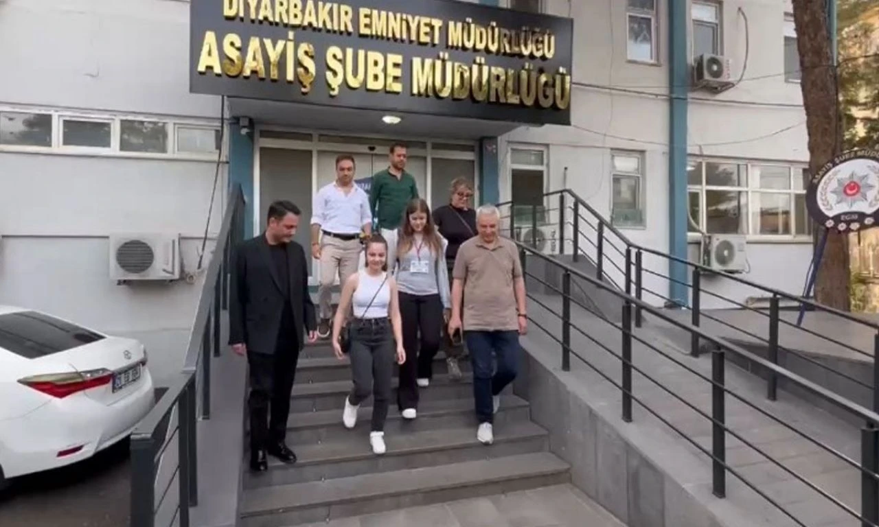 Diyarbakır'da İtalyanlar halay çekerken soyuldu