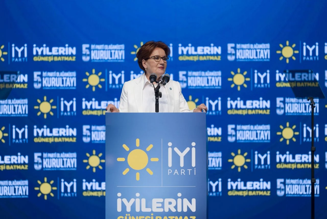 Meral Akşener'den İYİ Parti'ye veda: Bedeli ben ödedim artık hesabı siz tutacaksınız
