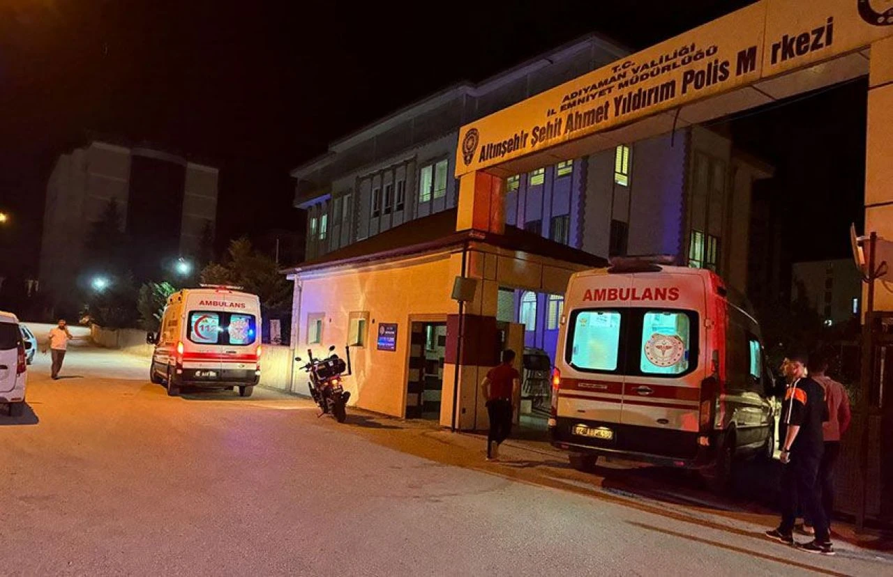 Son dakika! Adıyaman'da karakolda dehşet: Polis meslektaşlarına ateş açtı