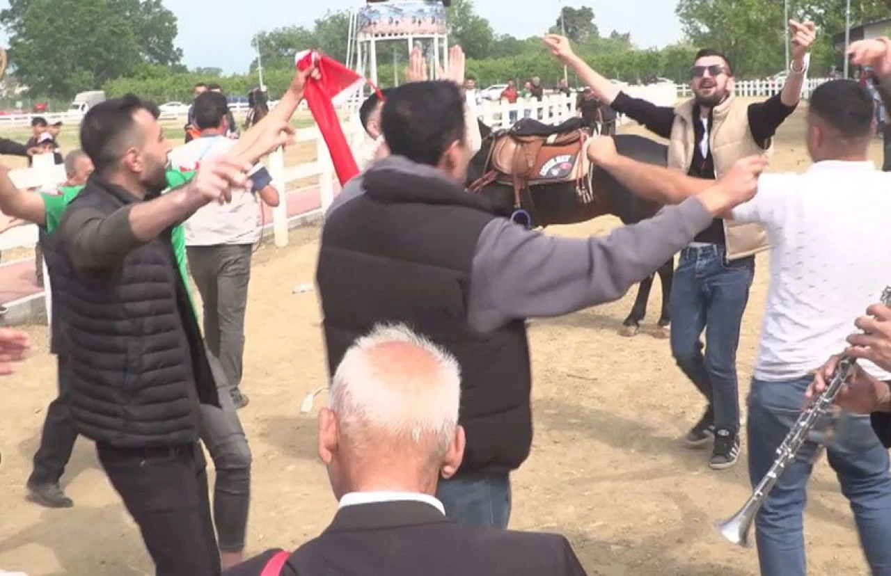 Bursa’da nefes kesen yarış: Fetih coşkusuna Rahvan damgası!