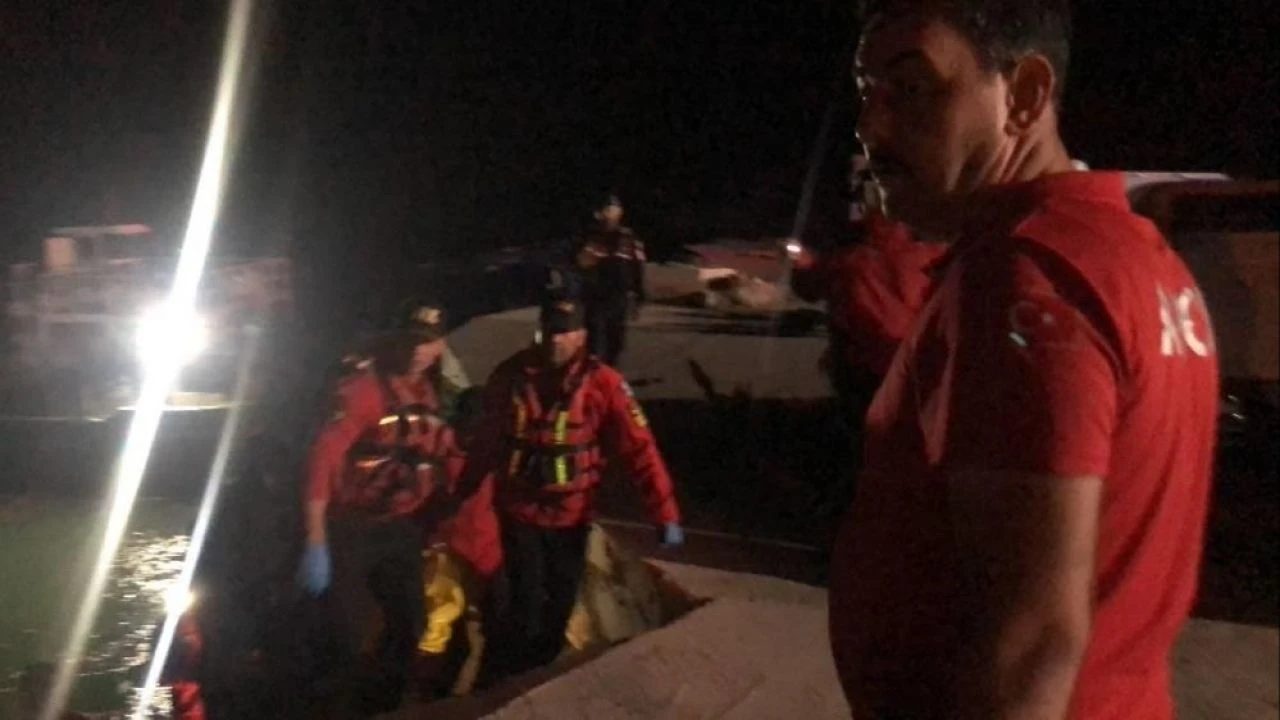 Gölette kaybolan adamın cansız bedenine 17 gün sonra ulaşıldı - 1. Resim