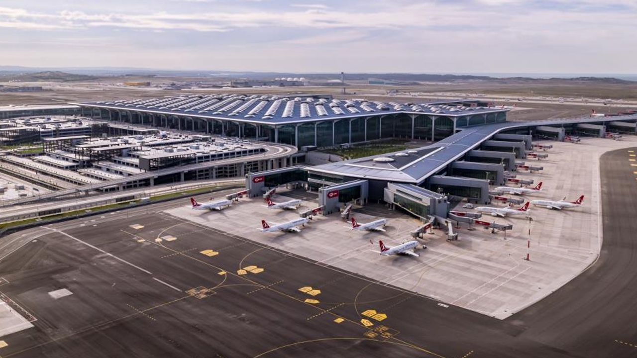 İstanbul Havalimanı yine zirvede: Avrupa&#039;nın en yoğunu oldu