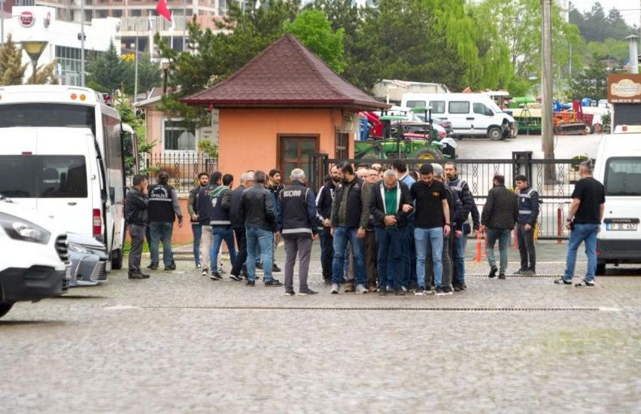 5 ilde suç örgütüne darbe: Çok sayıda tutuklama var! - 2. Resim