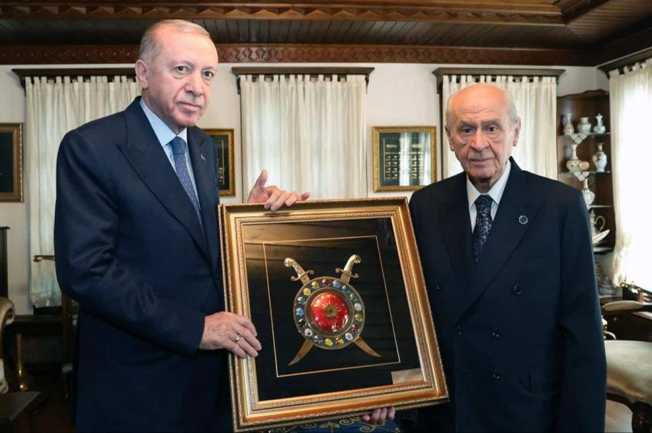 Erdoğan ile Bahçeli arasındaki görüşmenin detayları ortaya çıktı!  - 2. Resim
