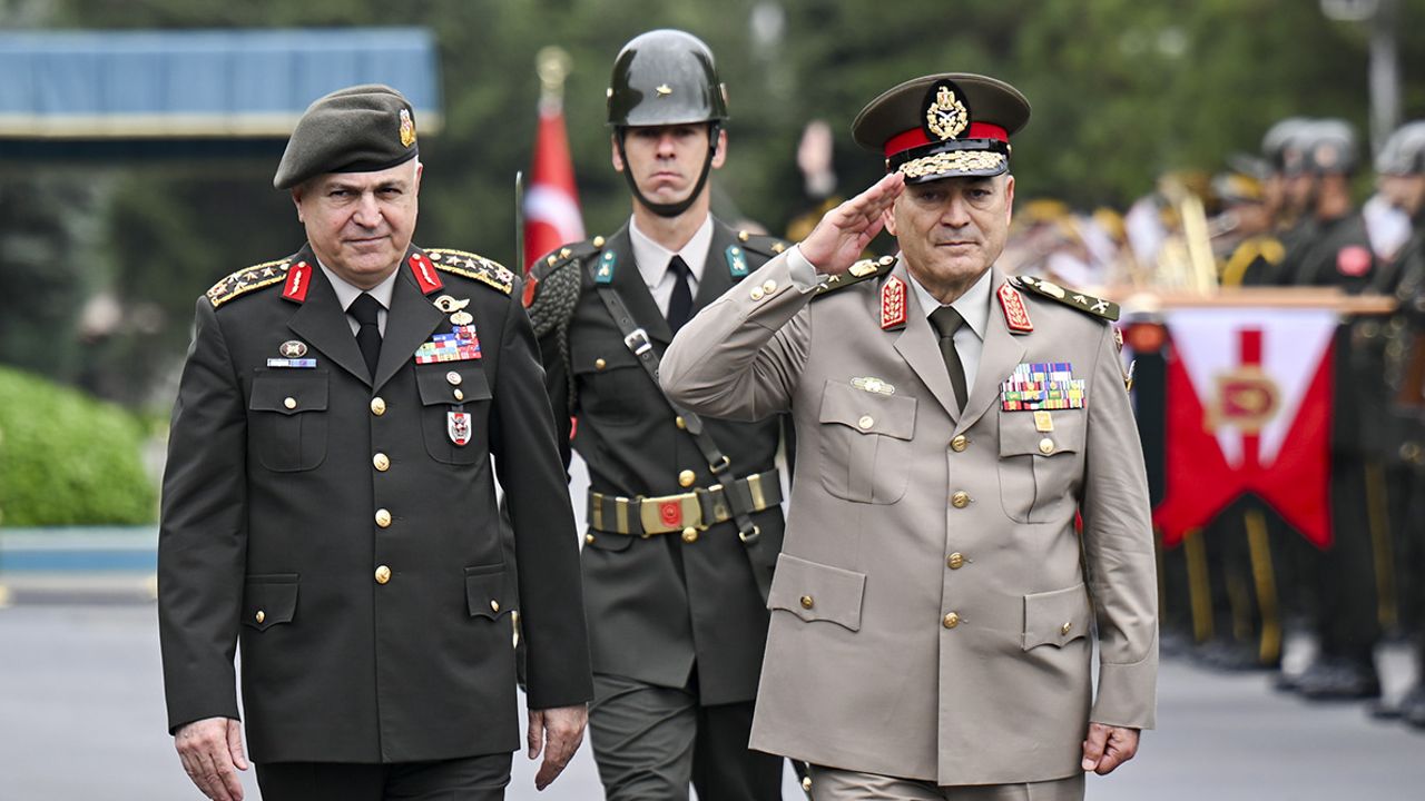 Genelkurmay Başkanı Gürak, Mısırlı mevkidaşı ile görüştü