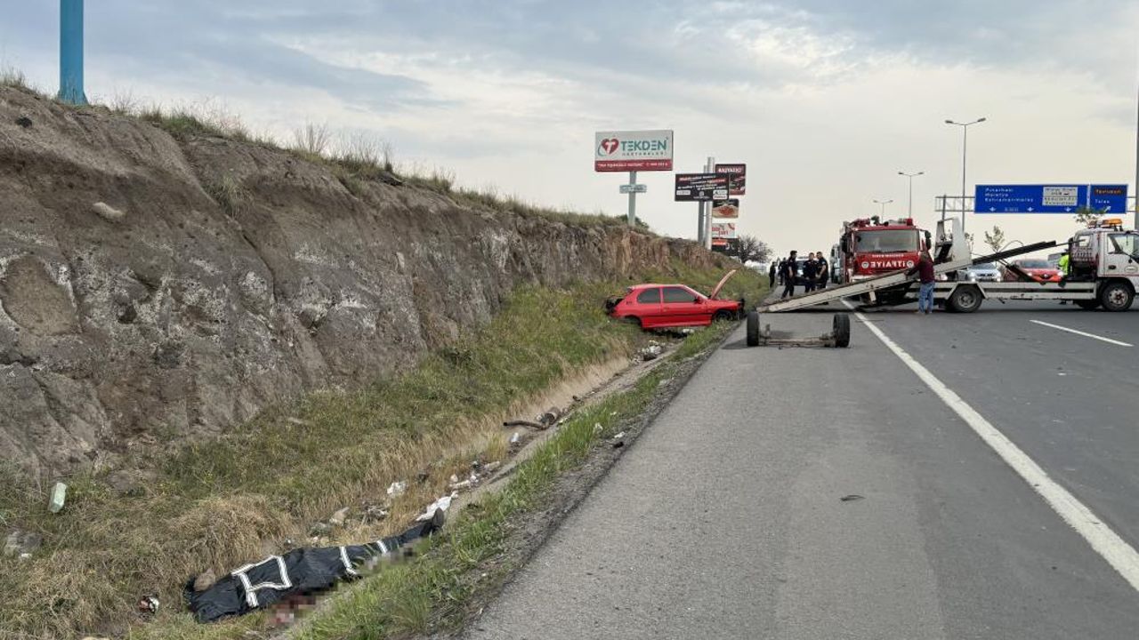 Kayseri’de kazada paramparça olan aracın sürücüsü hayatını kaybetti