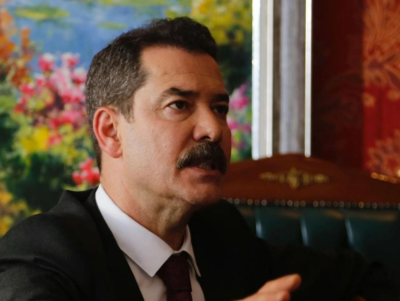 Mehmet Fetihler Sultanı Notaras karakterini oynayan Fikret Kuşkan diziden ayrılıyor